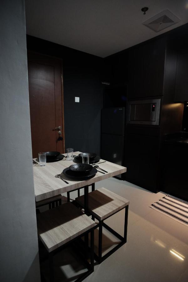 2 Bedrooms - Royal Olive Apartment - Pejaten South Of Dżakarta Zewnętrze zdjęcie